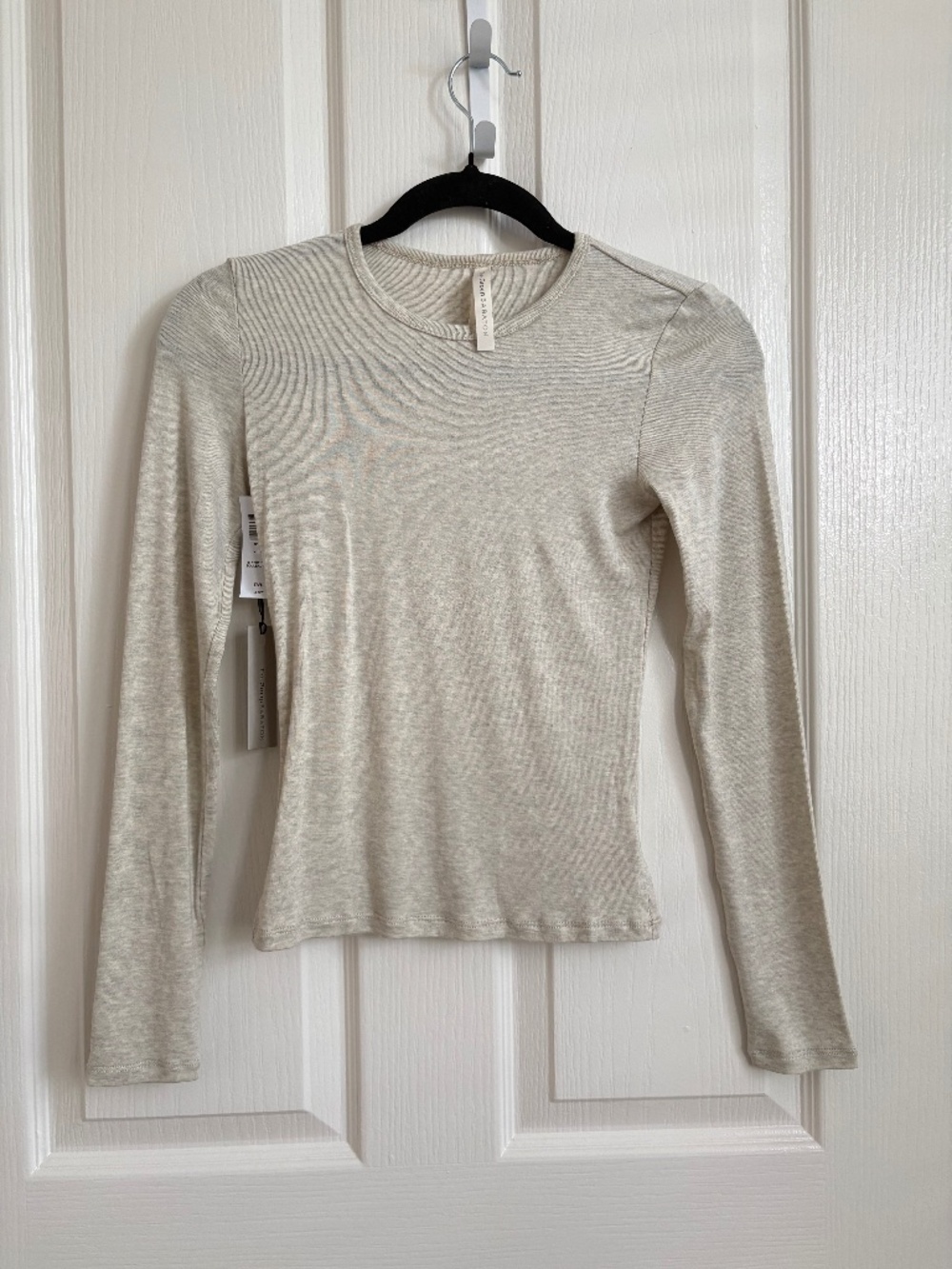 Babaton womens long sleeve T-shirt Ivory Size S NWT